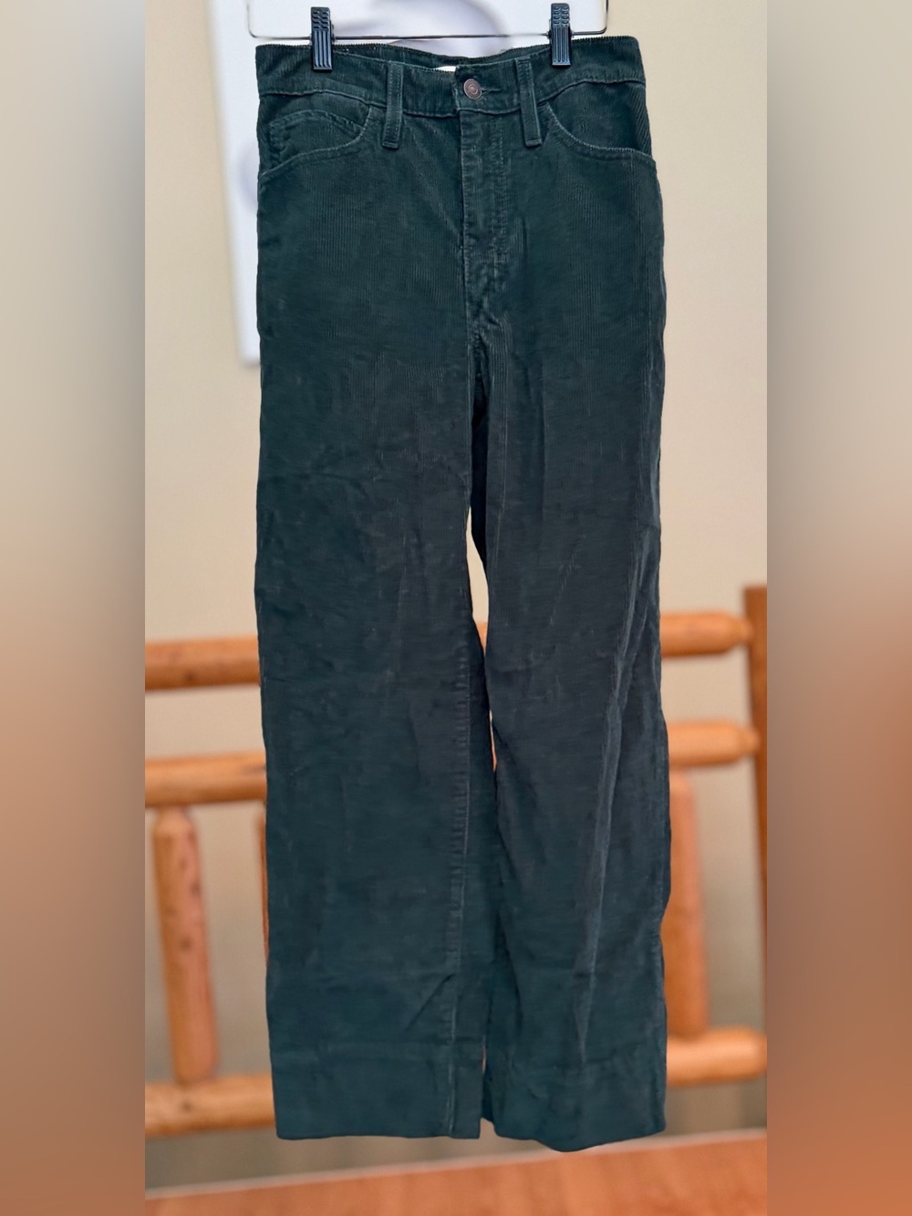 Levi’s ’94 Baggy Corduroy Pants – Dark Green - Sz 24 (measures closer to 26”)